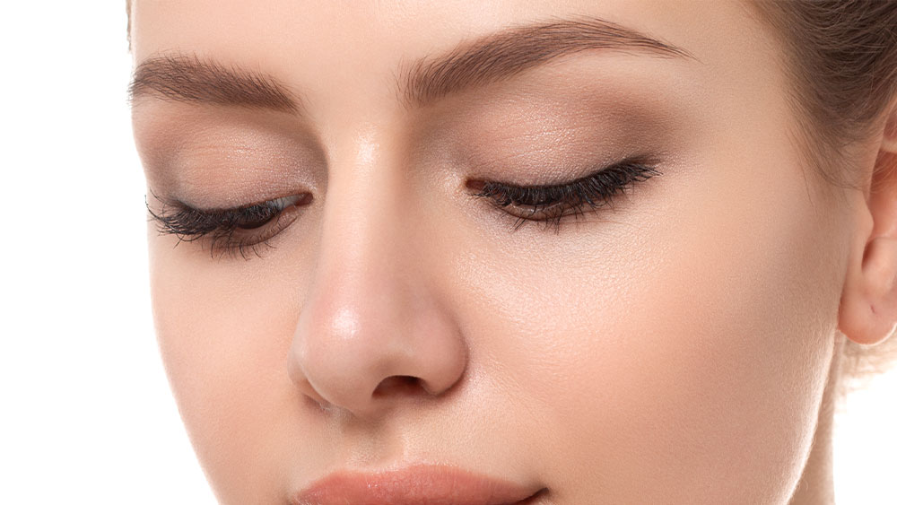 Optez pour la rhinoplastie pour une expression du visage naturel